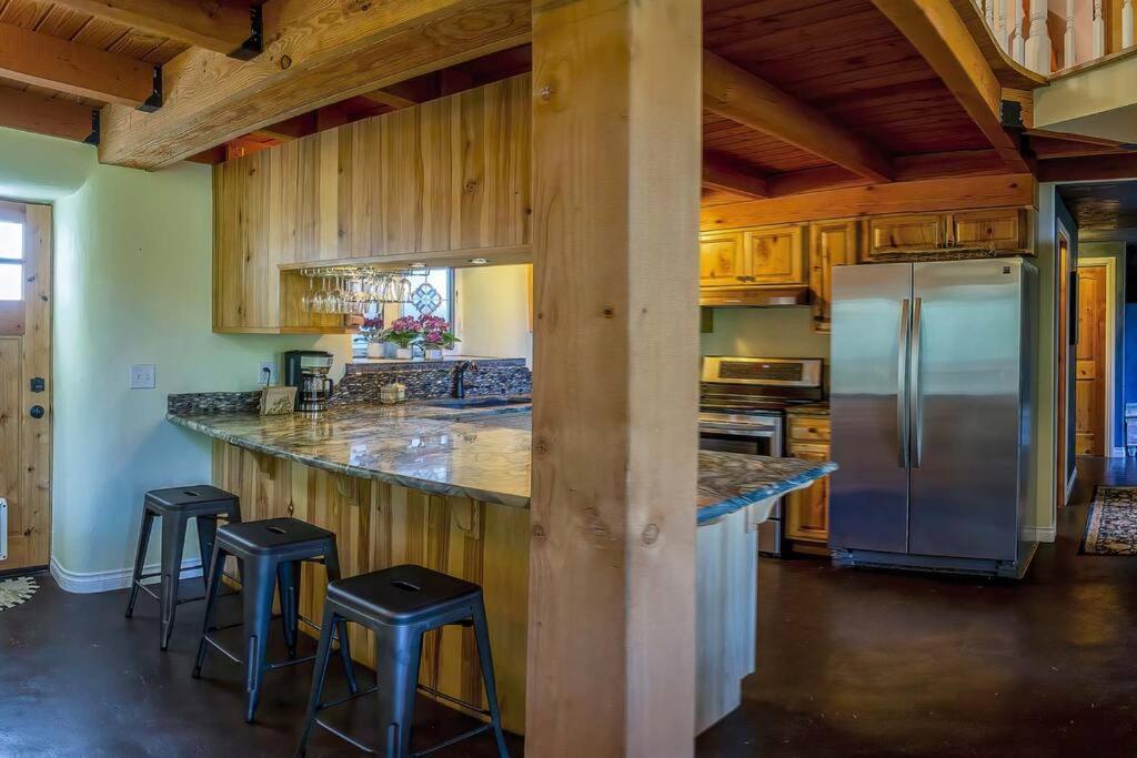 Villa European Style Straw Bale Retreat Ashland Esterno foto